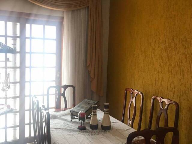 Casa de Rua (aberta) para Venda em Osasco - 4