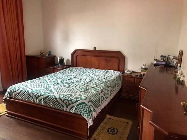Casa de Rua (aberta) para Venda em Osasco - 5