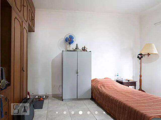 Casa de Rua (aberta) para Venda em São Paulo - 4