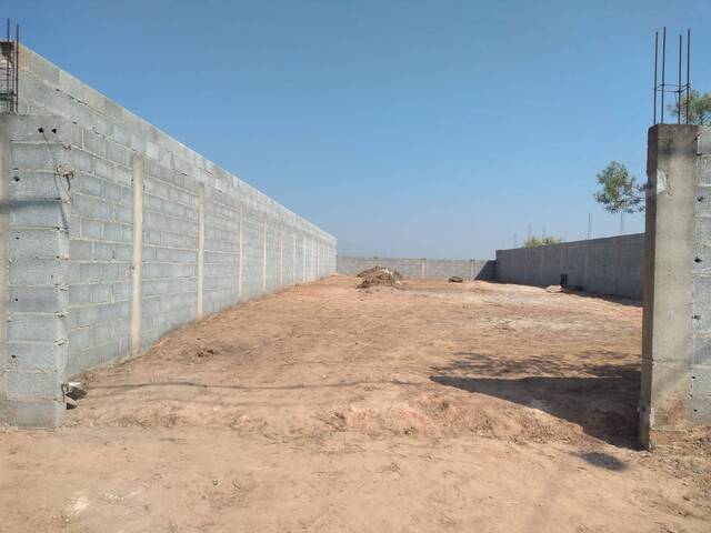 Área para Venda em São Roque - 4