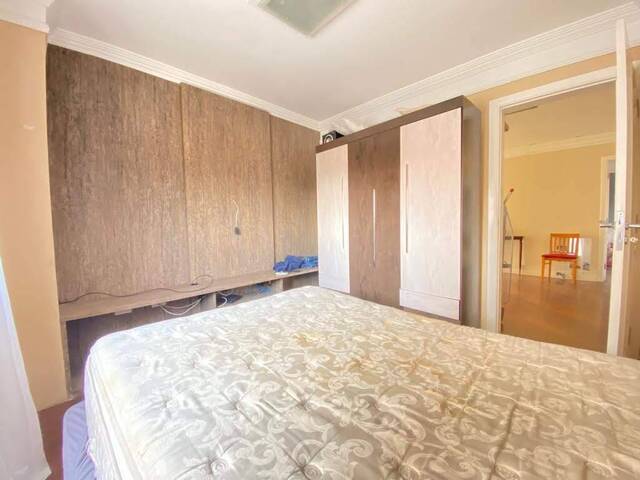 Casa para Venda em Santana de Parnaíba - 5