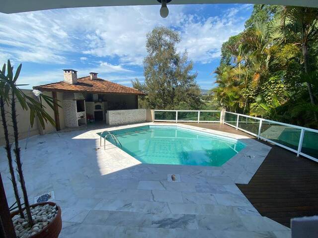 Casa para Venda em Santana de Parnaíba - 4