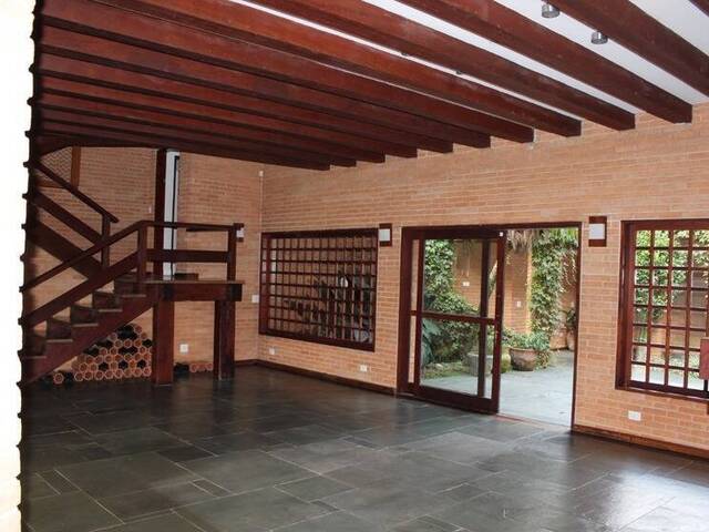 Casa em Bolsão para Venda em Cotia - 5