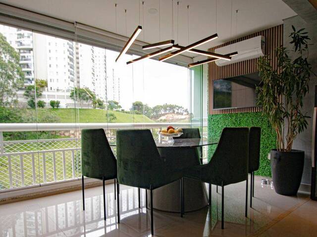 Apartamento para Venda em Santana de Parnaíba - 4
