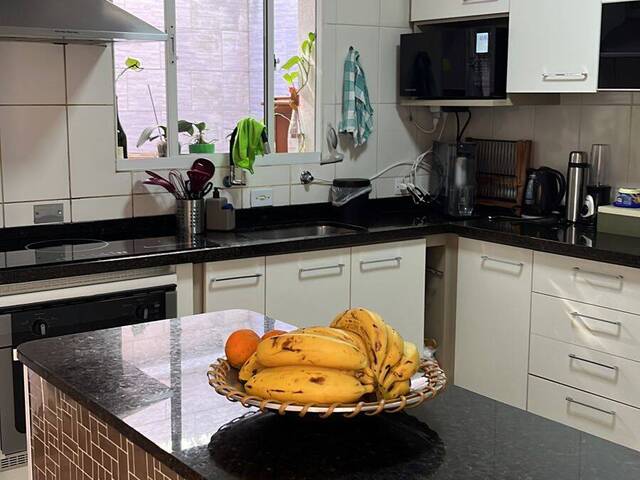 #1367GUTTO - Casa em condomínio para Venda em Cotia - SP