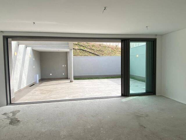 #1409 - Casa em condomínio para Venda em Santana de Parnaíba - SP