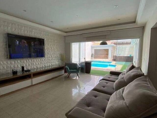 #1462GUTTO - Casa em condomínio para Venda em Cotia - SP