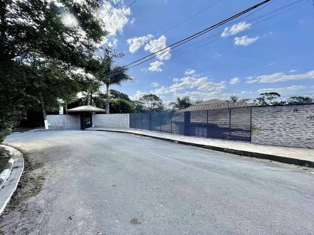 Casa em Bolsão para Venda em Carapicuíba - 4