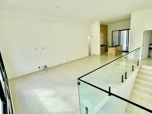 #1609 - Casa em condomínio para Venda em Cotia - SP