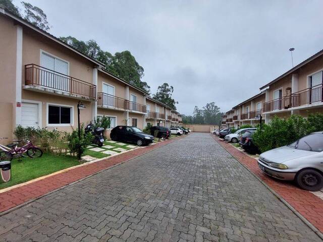 #1670 - Casa em condomínio para Venda em Cotia - SP