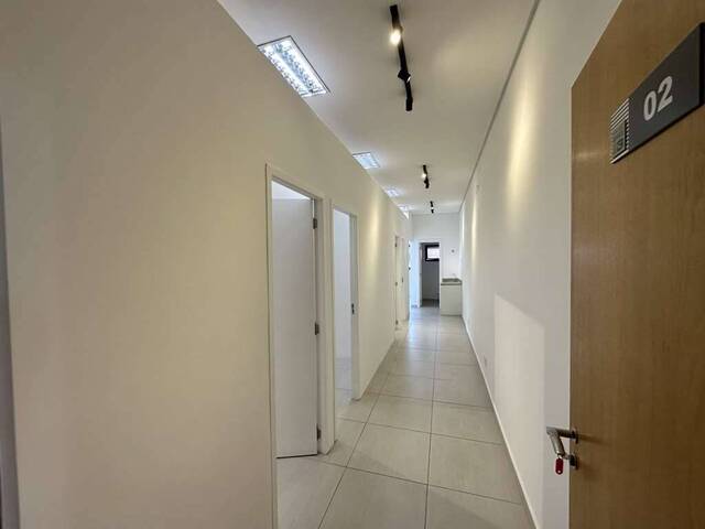 Sala para Venda em Cotia - 5