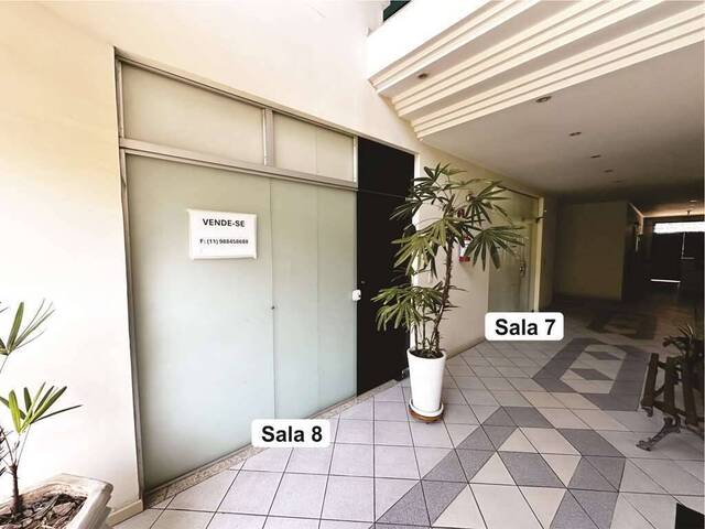 Sala para Venda em Cotia - 4