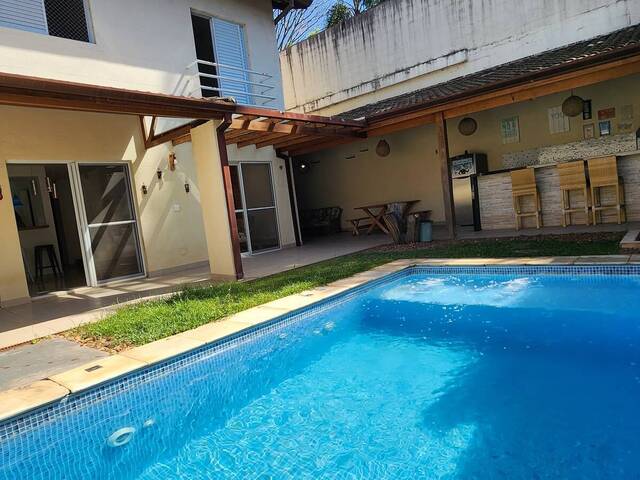 #1943 - Casa em condomínio para Venda em Cotia - SP