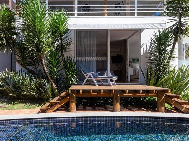 #1956 - Casa em condomínio para Venda em Cotia - SP