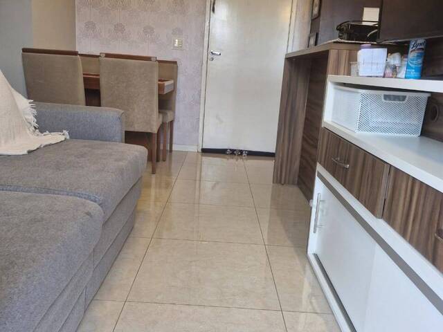Apartamento para Venda em Carapicuíba - 5