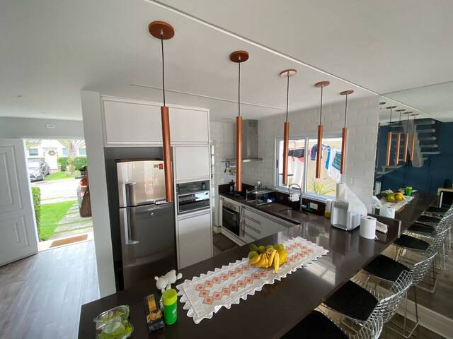 #202ADRIANO - Casa em condomínio para Venda em Carapicuíba - SP