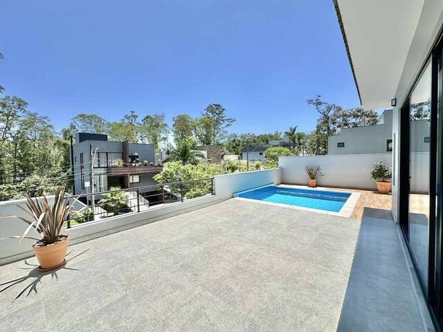 #864G - Casa em condomínio para Venda em Cotia - SP