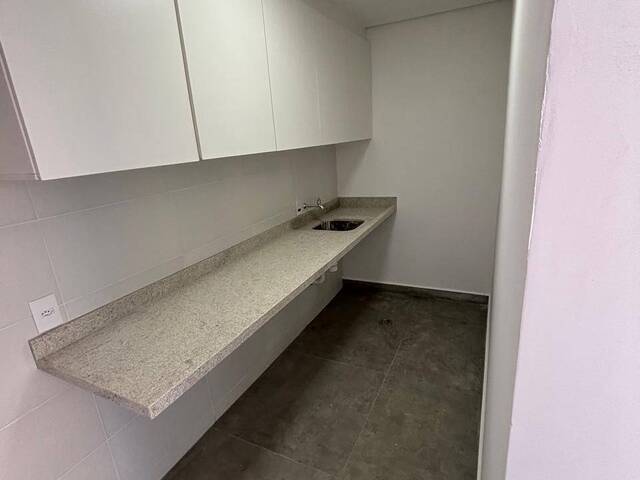 #2111 - Casa em condomínio para Venda em Granja Viana - SP