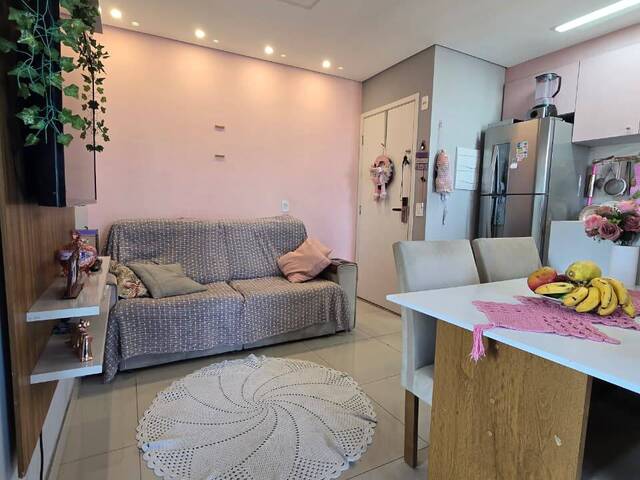 Apartamento para Venda em Carapicuíba - 4