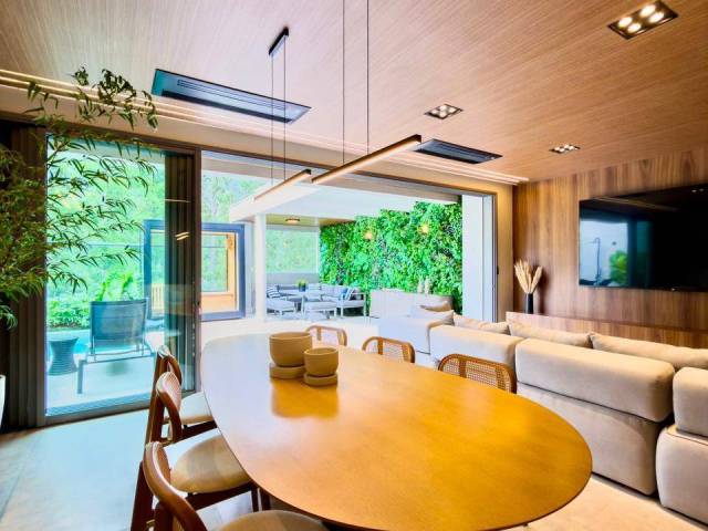 #2260 - Casa para Venda em Santana de Parnaíba - SP