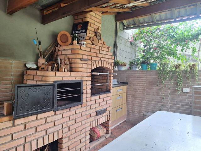 Casa para Venda em Santana de Parnaíba - 4
