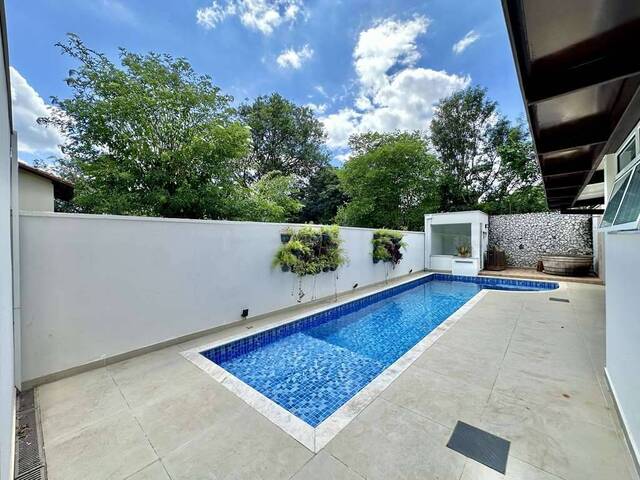 #593G - Casa em condomínio para Venda em Cotia - SP