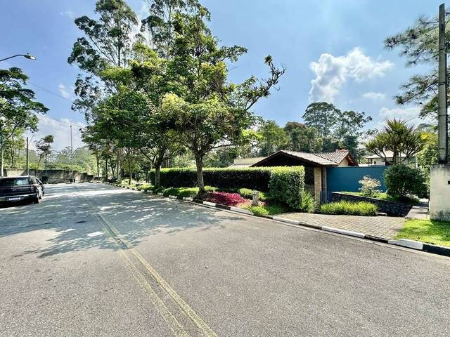 #1370G - Casa para Venda em Embu das Artes - SP