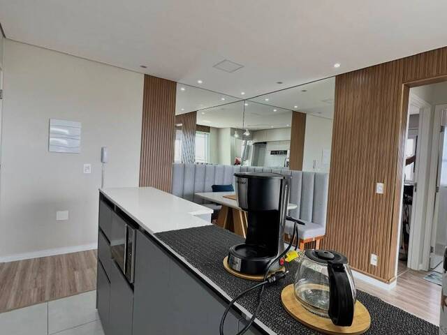 Apartamento para Venda em Carapicuíba - 2